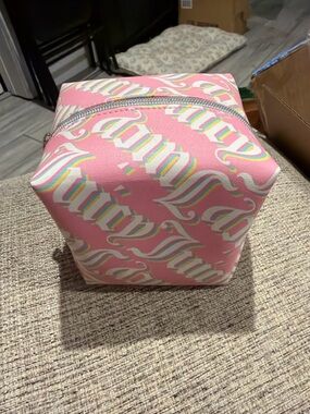 Juicy Couture Pink Cosmetic Bag Logo Print Zip Pouch Makeup Bag BNNU